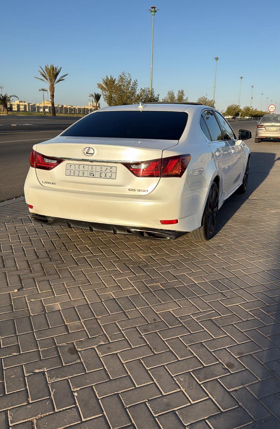 لكزس GS350 2014