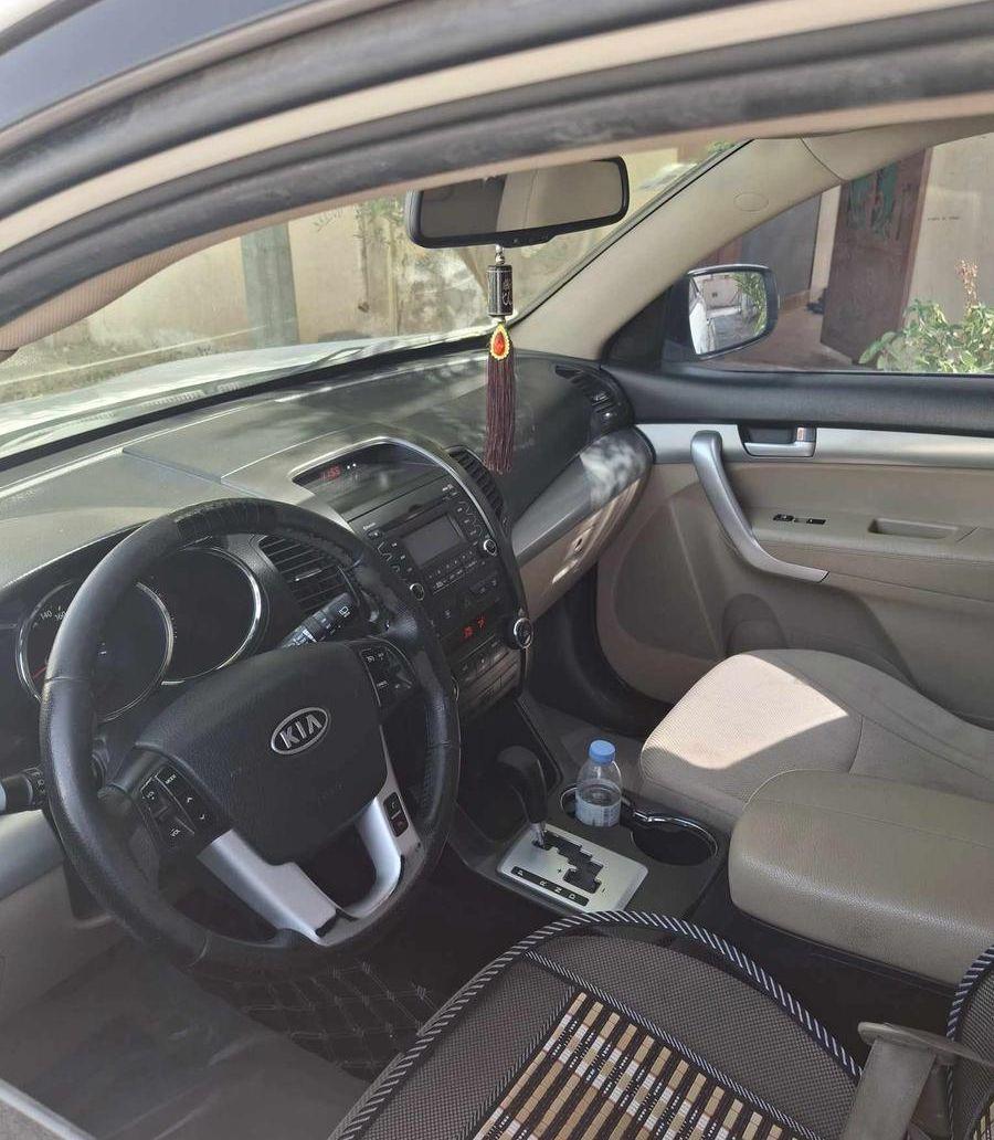KIA sorento 2012