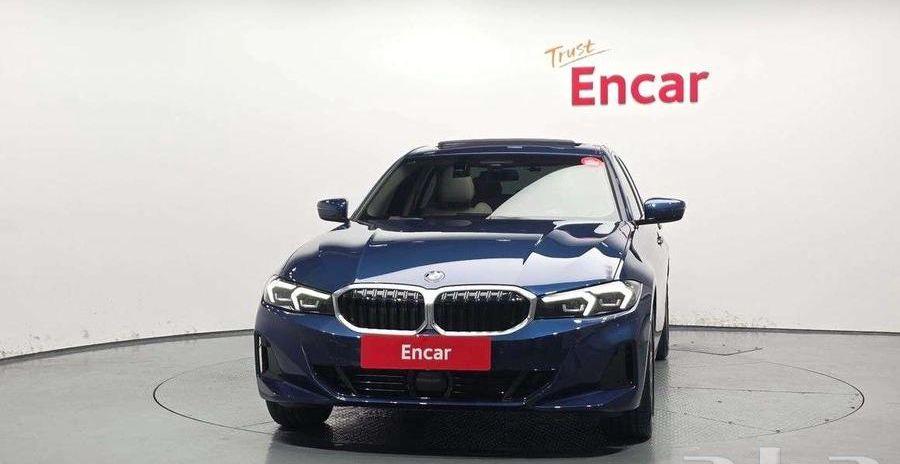 BMW 320I -
