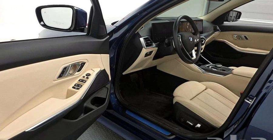 BMW 320I -