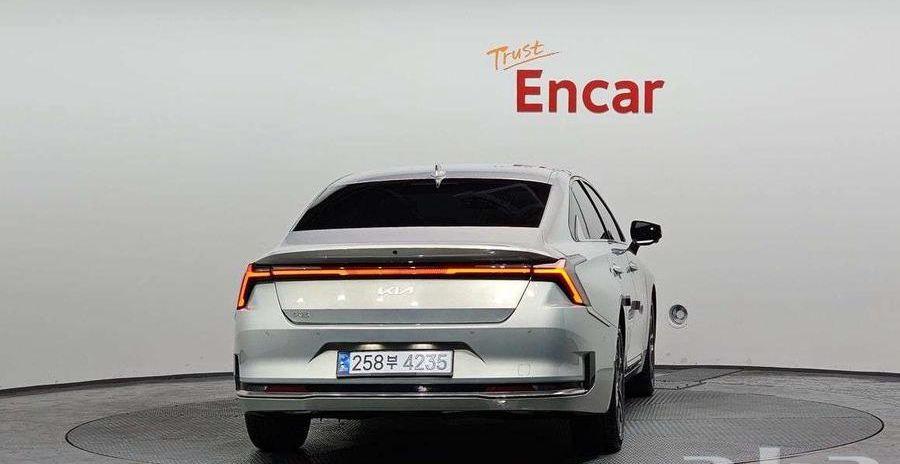 كيا 2025 K8