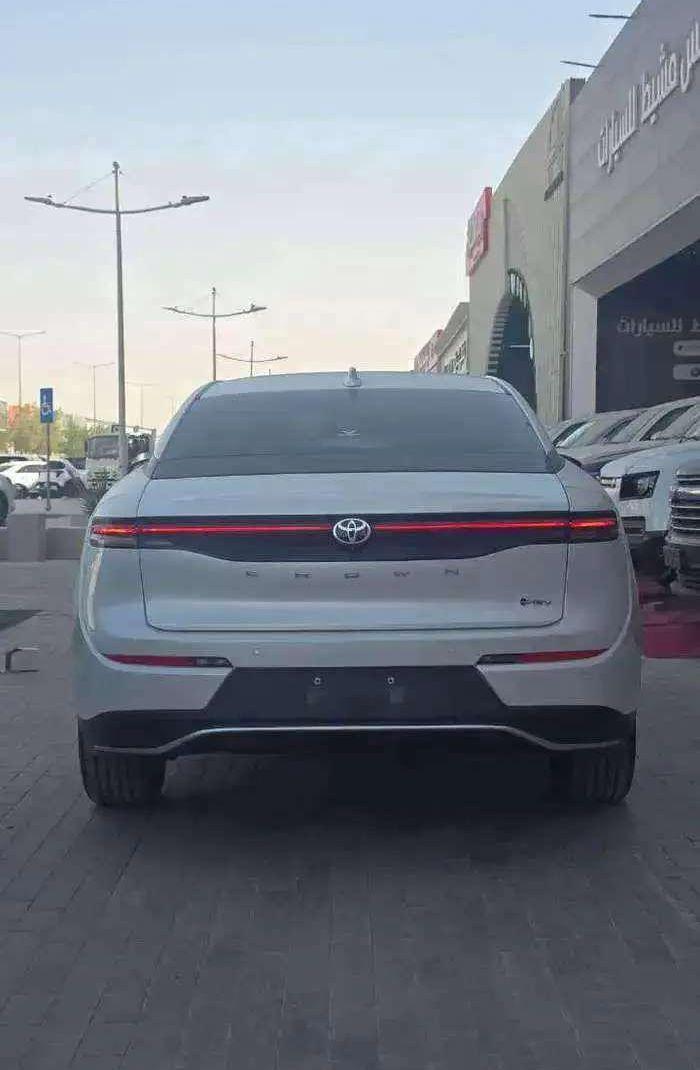كراون بريميوم2026