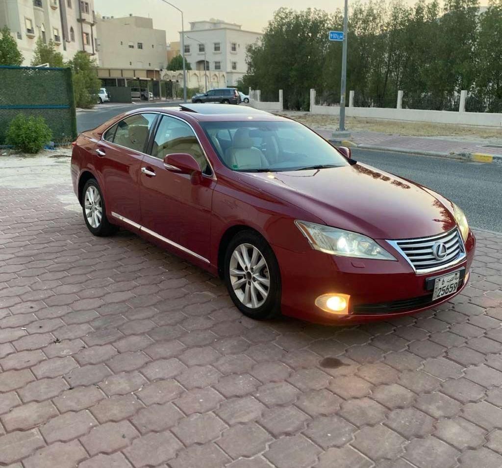 2011 لكزس ES