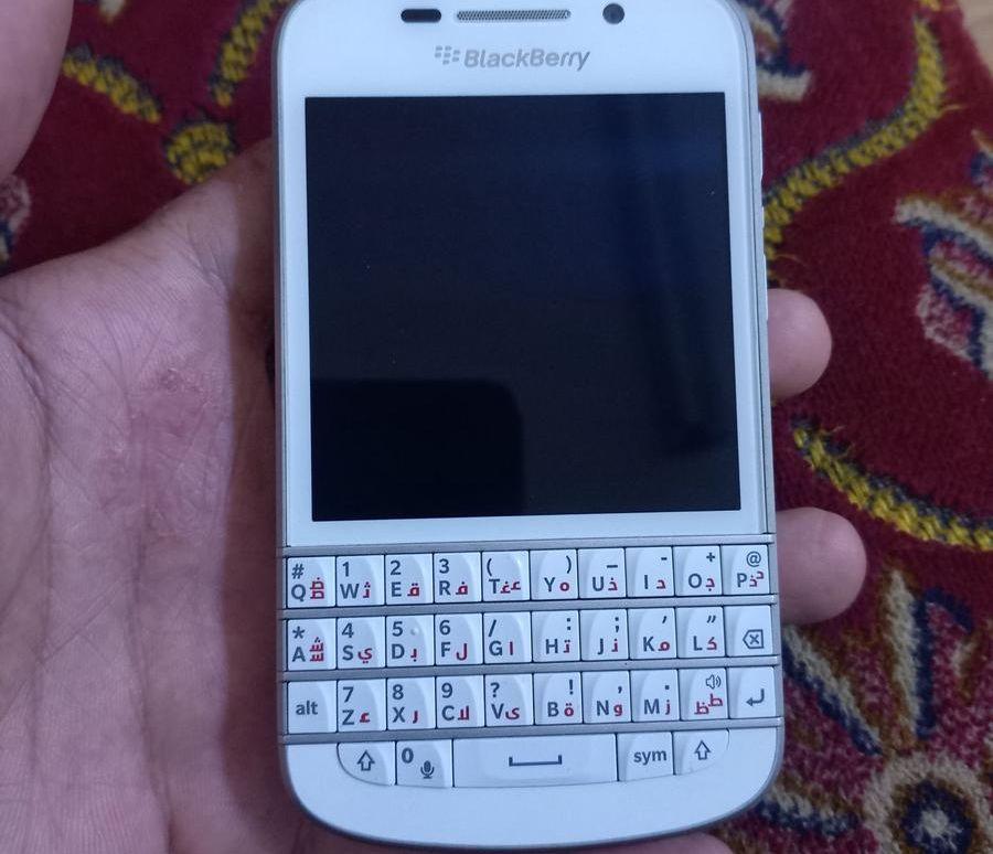 بلاك بيري blackberry