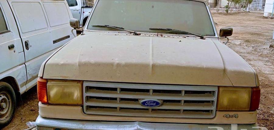 سيارات للبيع