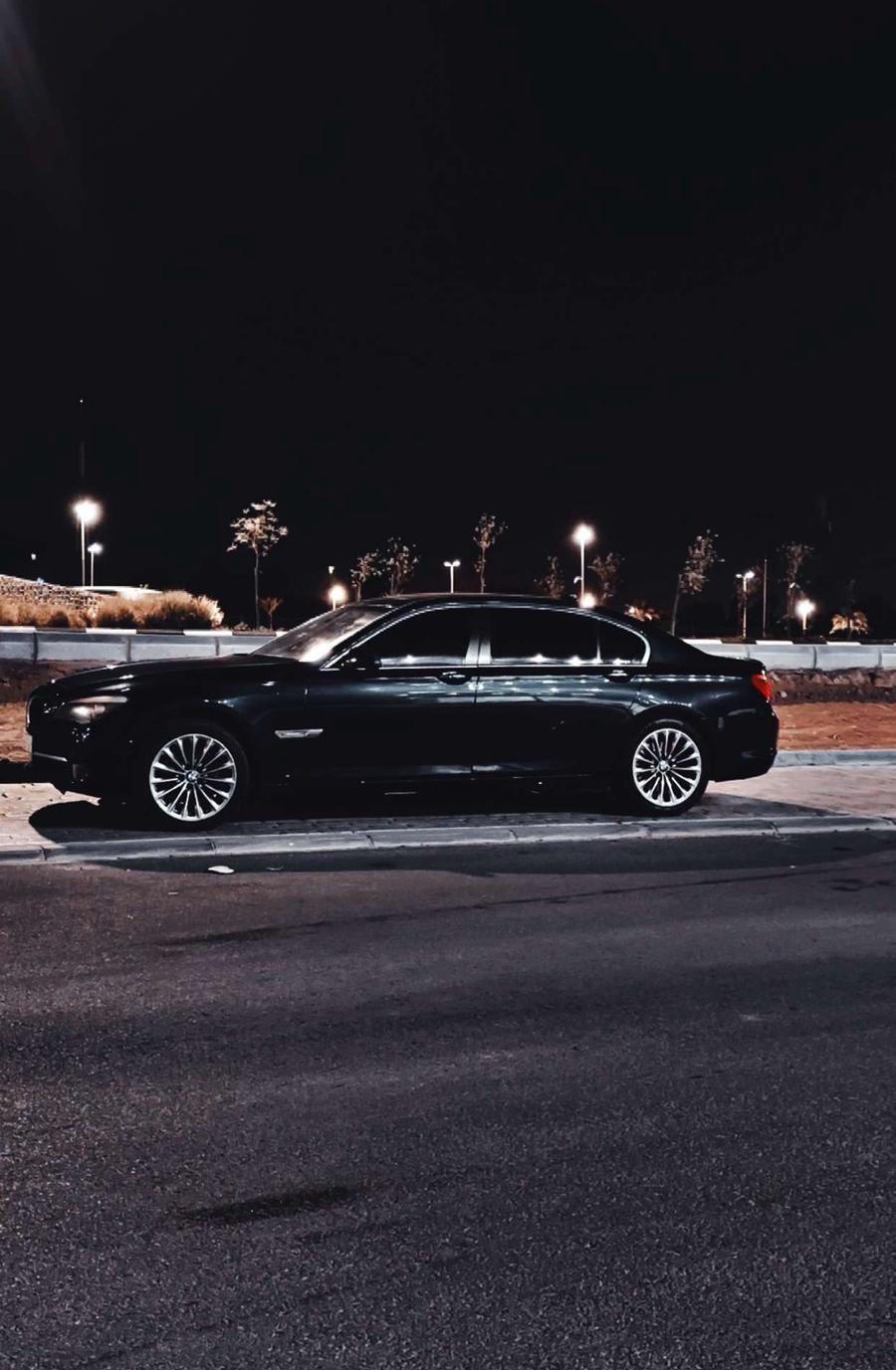 BMW-2009 -740i