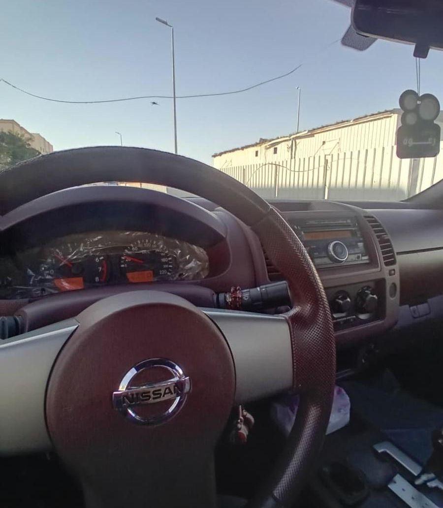 نيسان نافارا 2014