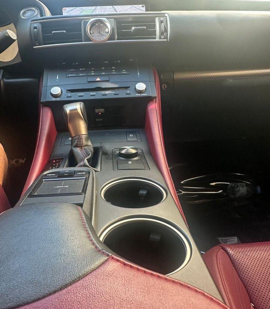 لكزس rc350 F