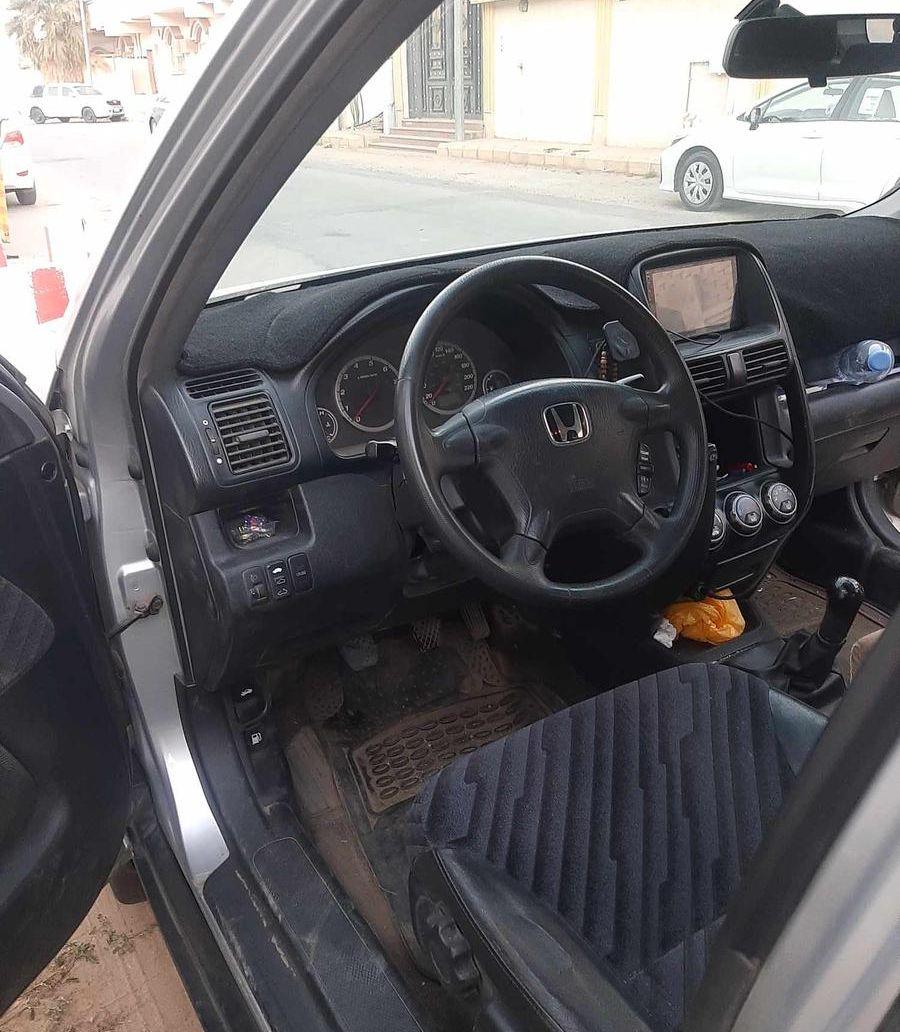 هوندا crv2002 للبيع