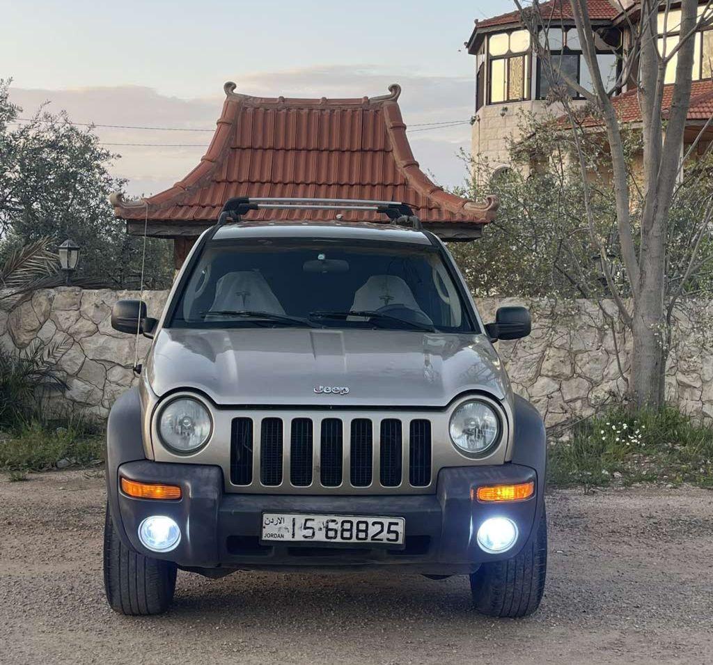 2004, جيب, ليبرتى,