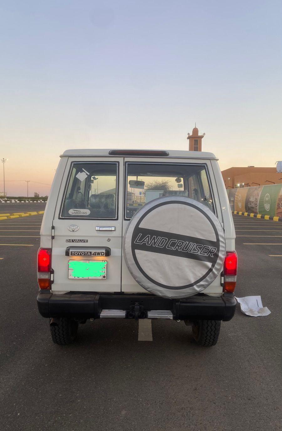 جيب ربع 2006سعودي