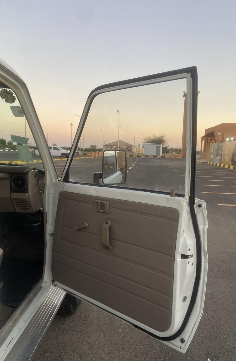 جيب ربع 2006سعودي