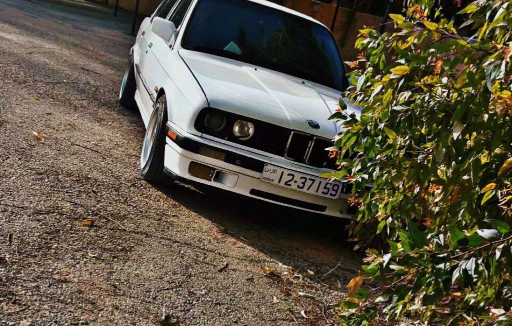 1989, بي ام