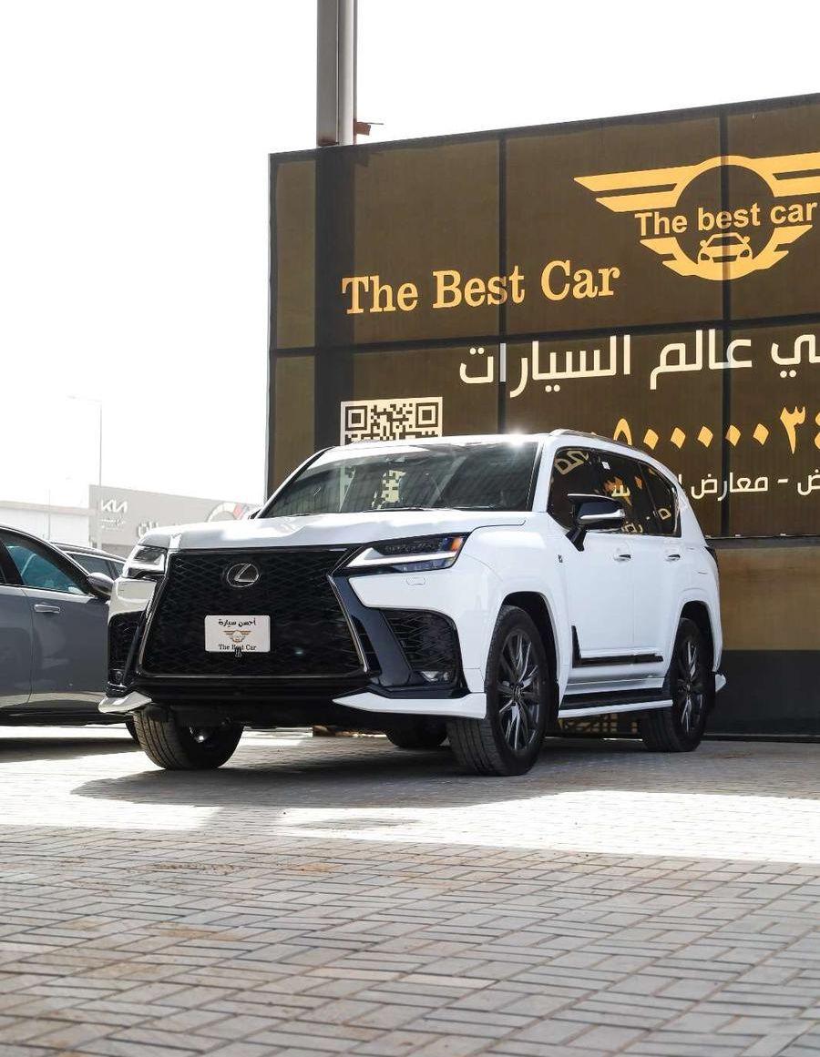 لكزس LX600 جيب