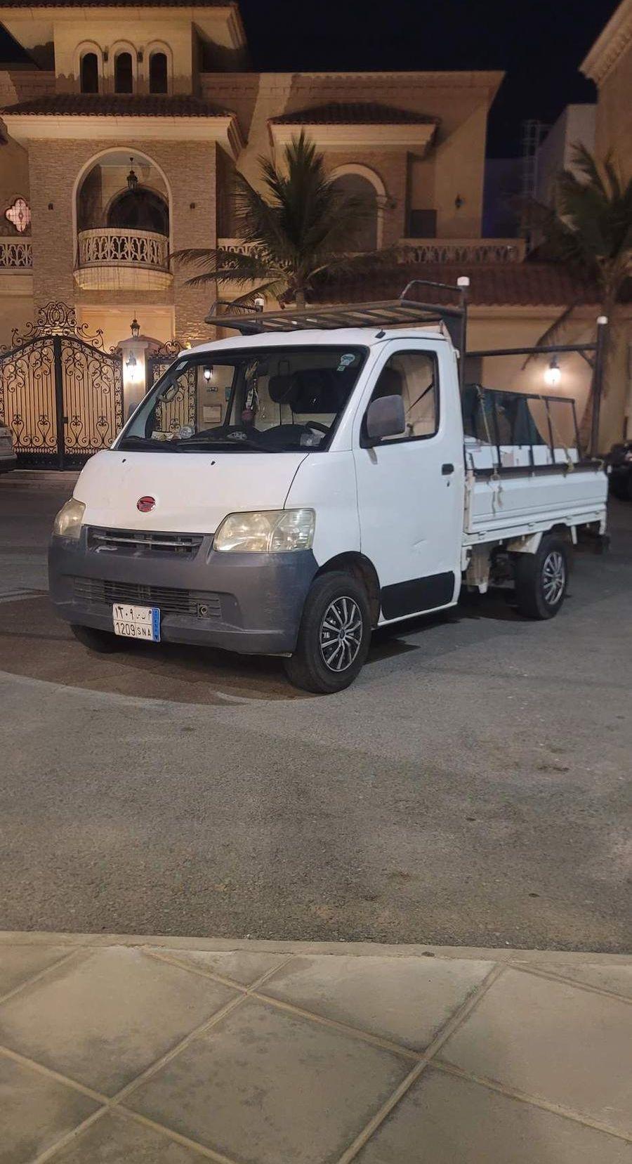 دباب توصيل الحمدانيه