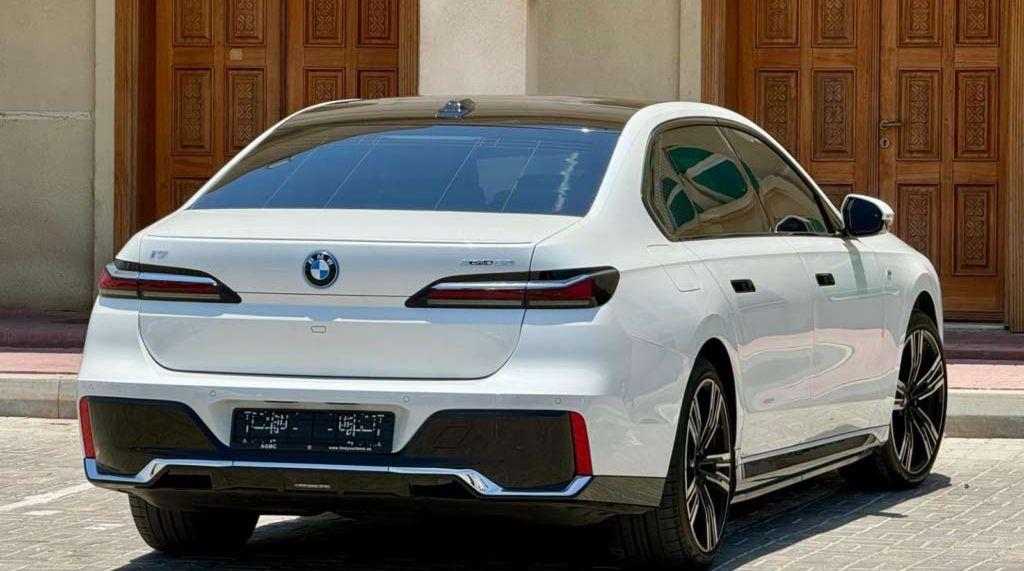 2023 بي ام