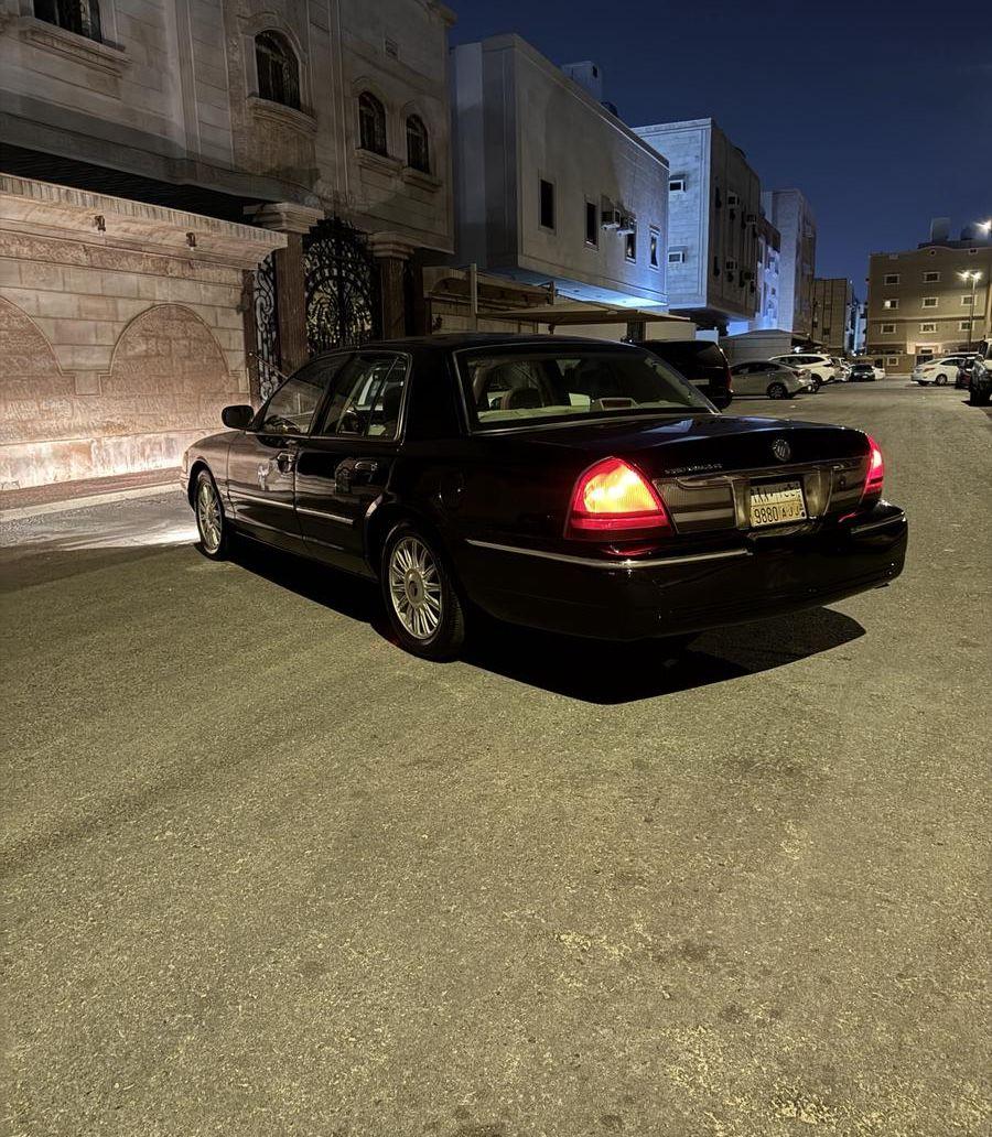 فورد ماركيز 2010