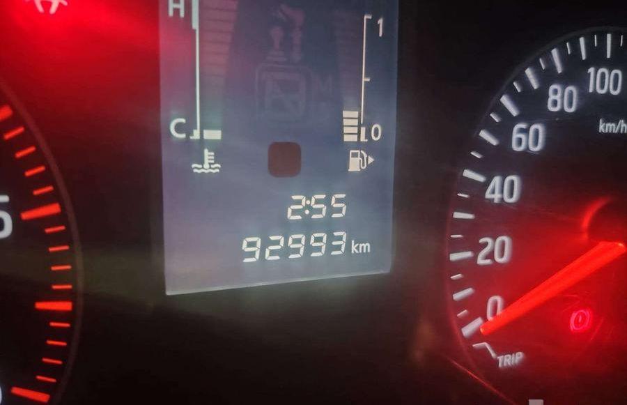 نيسان اروفان بضاعه