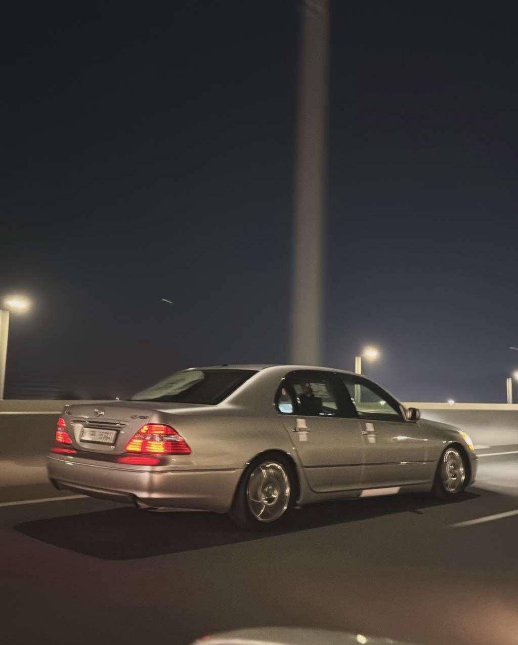 2005 لكزس LS