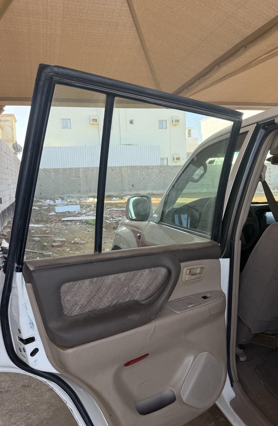 لاندكروزر 98