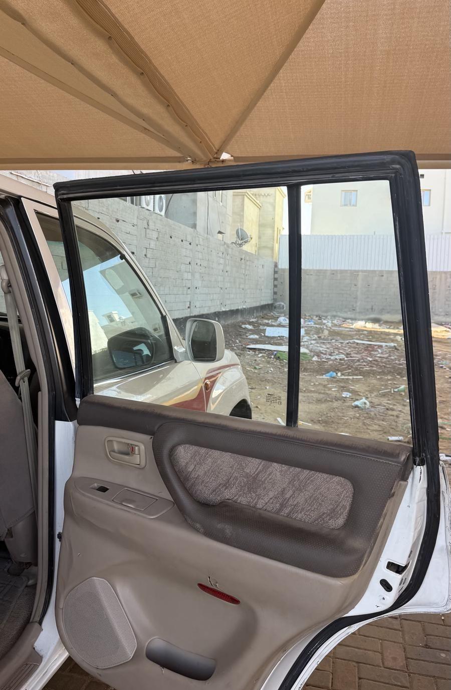 لاندكروزر 98