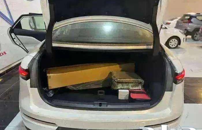كراون بريميوم موديل