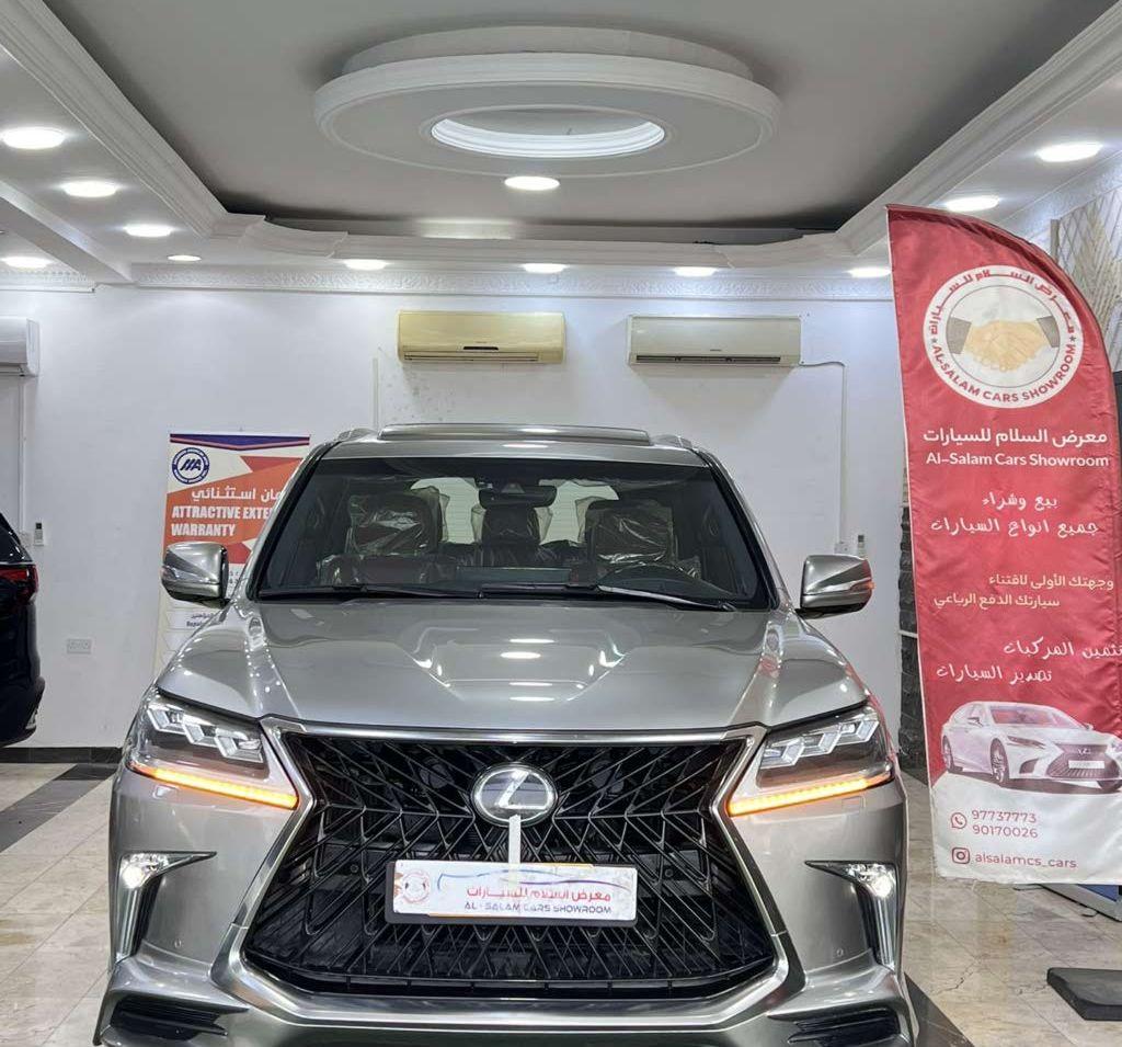 2019 لكزس LX