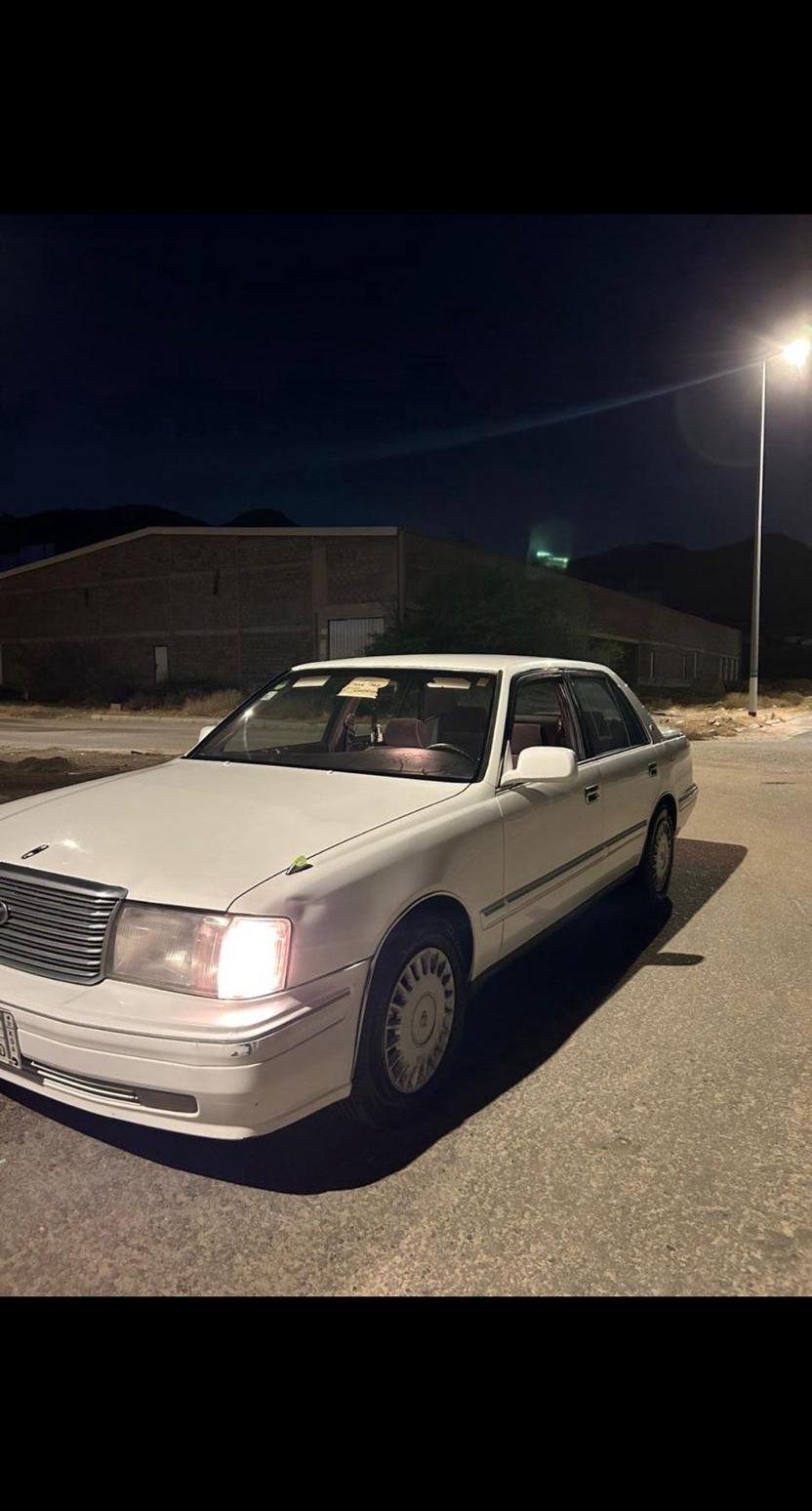 للبيع كراون 1998