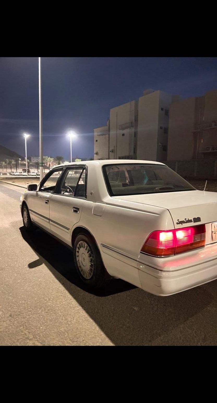 للبيع كراون 1998