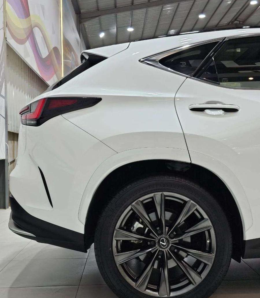 لكزس NX350 F