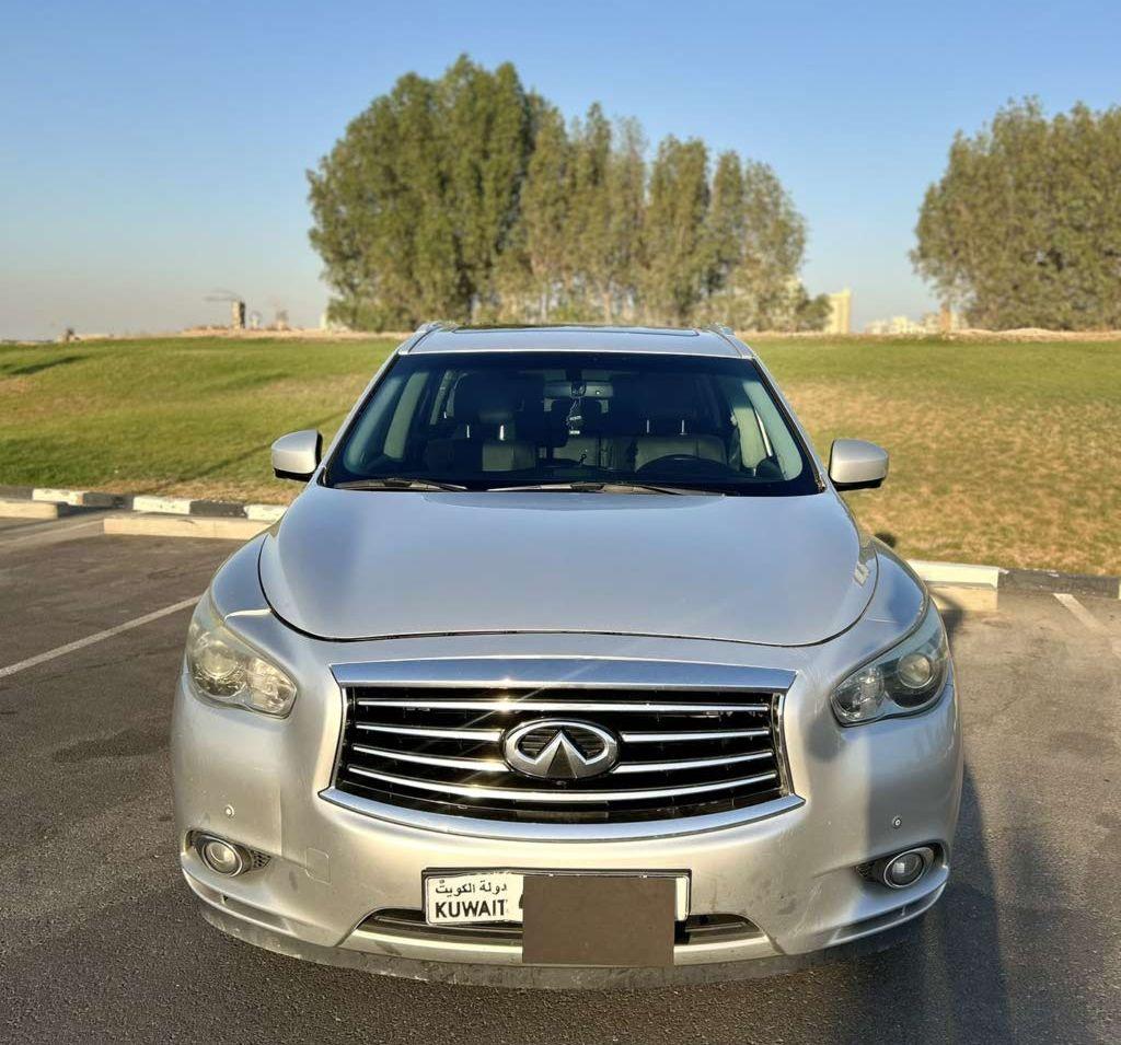 2015 إنفينيتي Q60