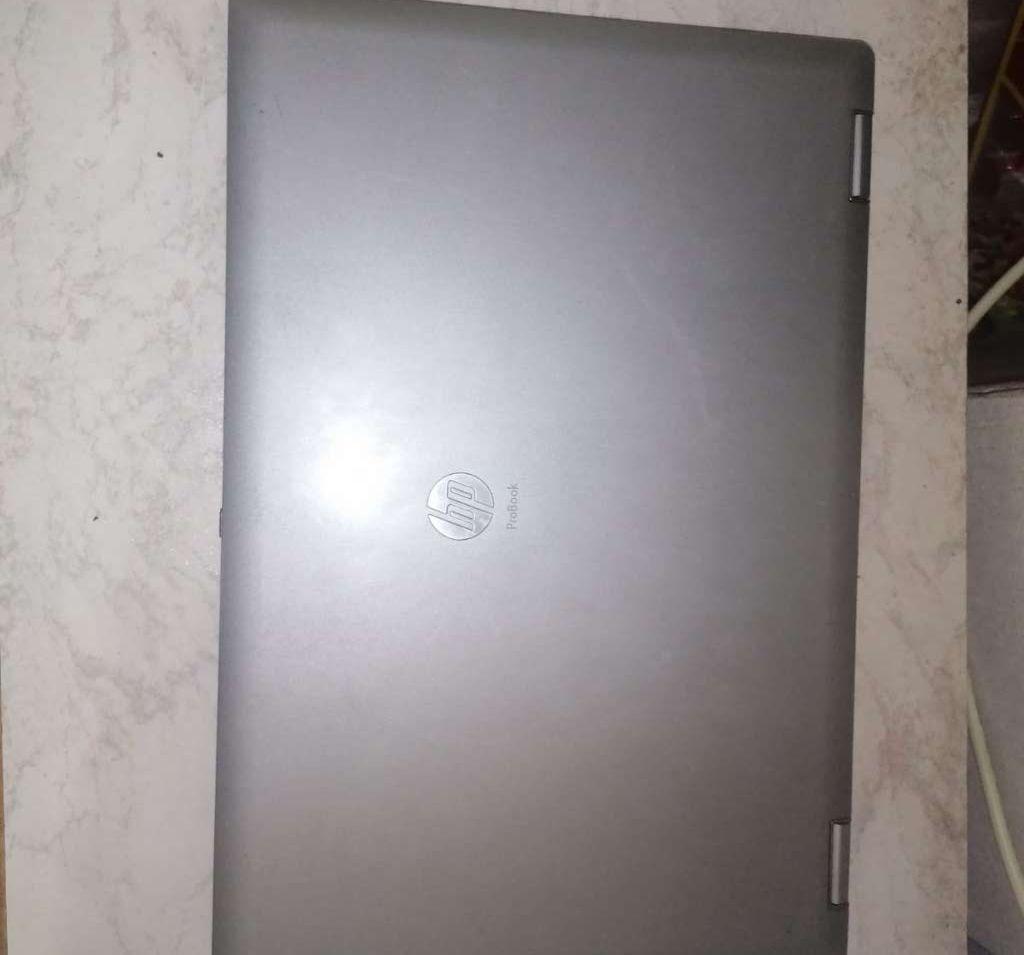 يخوان موجود لابتوب