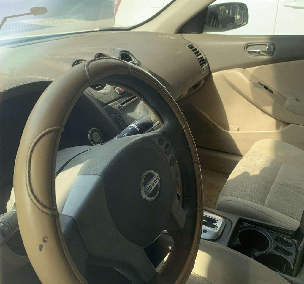 2010 نيسان التيما