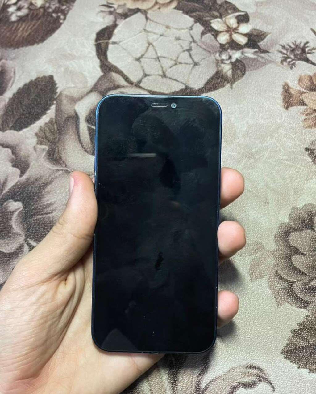 ايفون 12 ميني