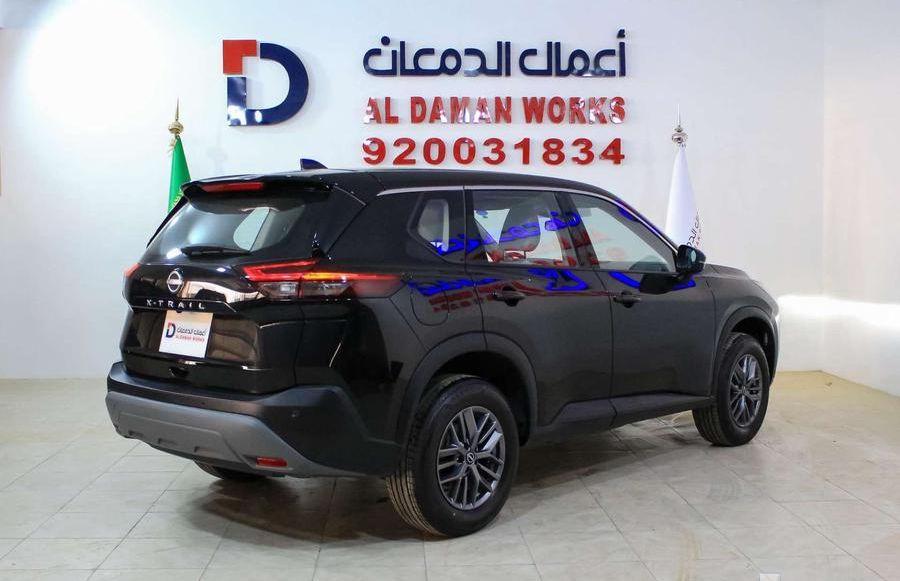 نيسان اكس تريل