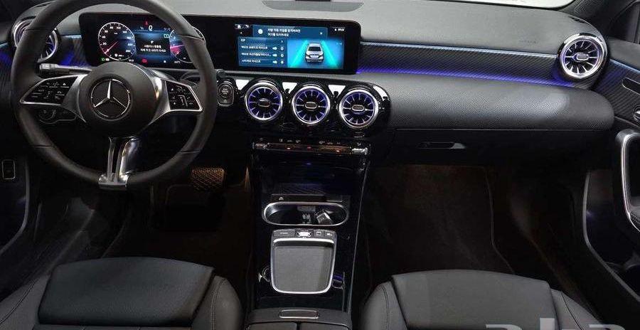 مرسيدس A220 2026