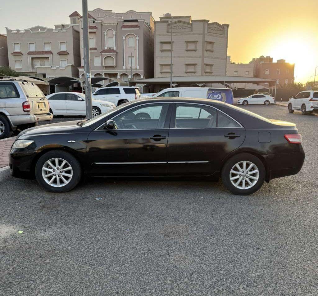 2011 تويوتا كامري