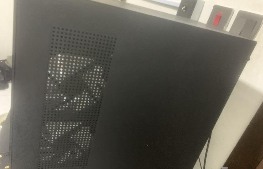 PC كمبيوتر