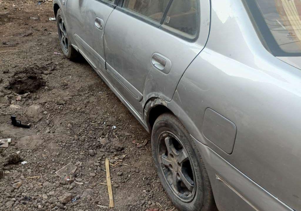 2011 نيسان صني