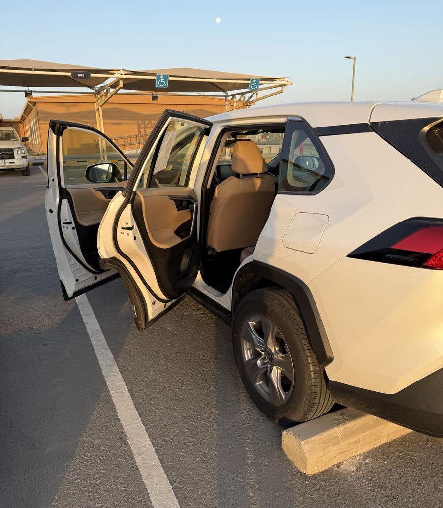 RAV4