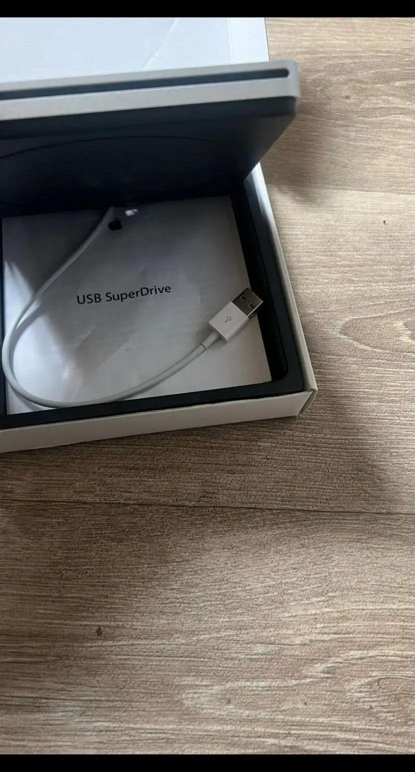 قارئ CD جديدDVD