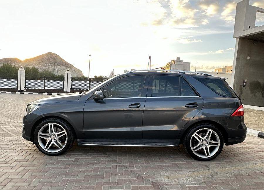 مرسيدس ML 500.