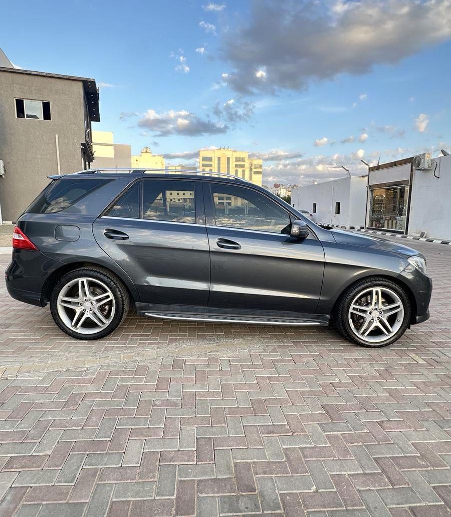 مرسيدس ML 500.