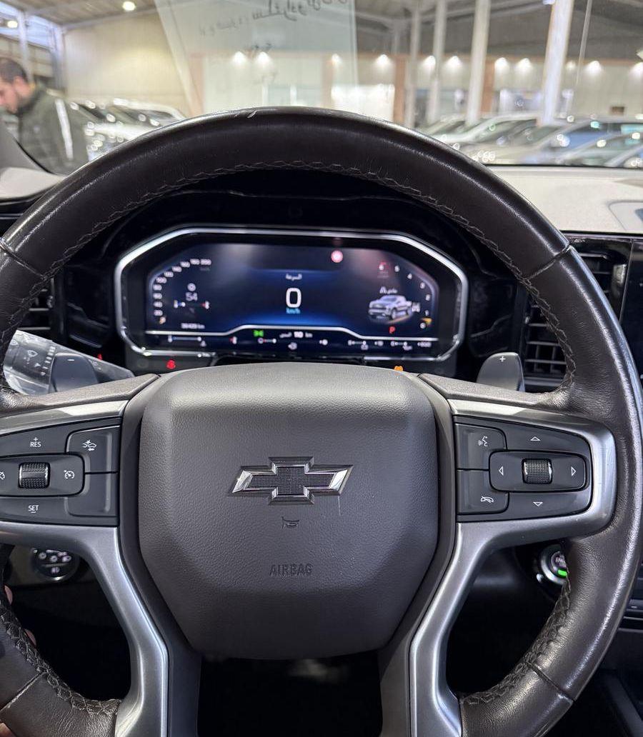 سلفرادو 2023 RST