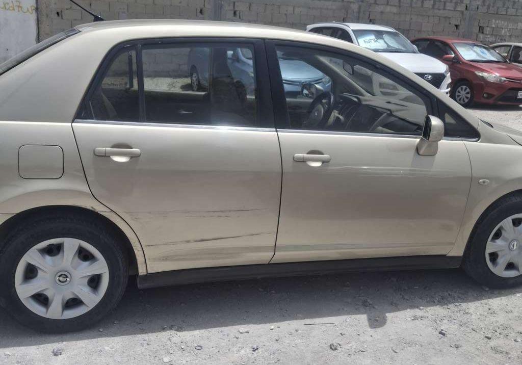 2009 نيسان تيدا