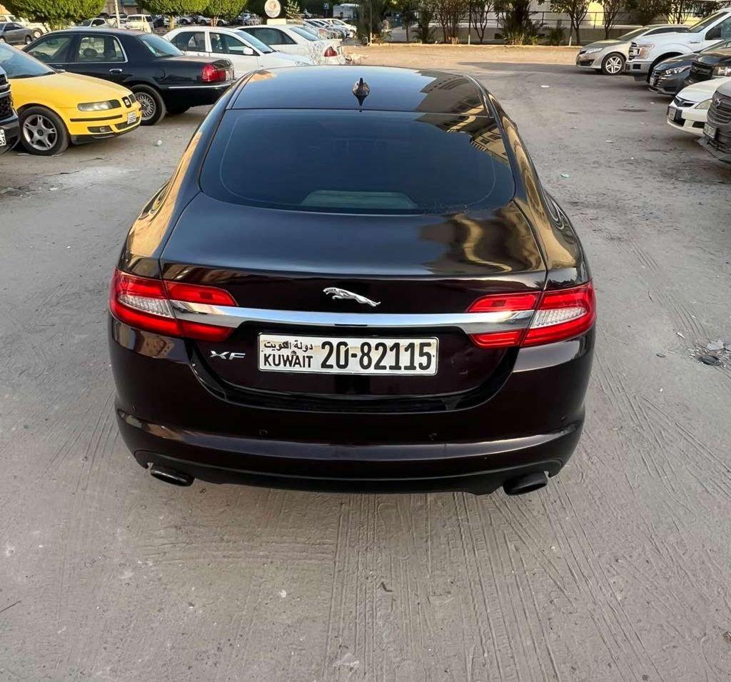 2013 جاكوار XF