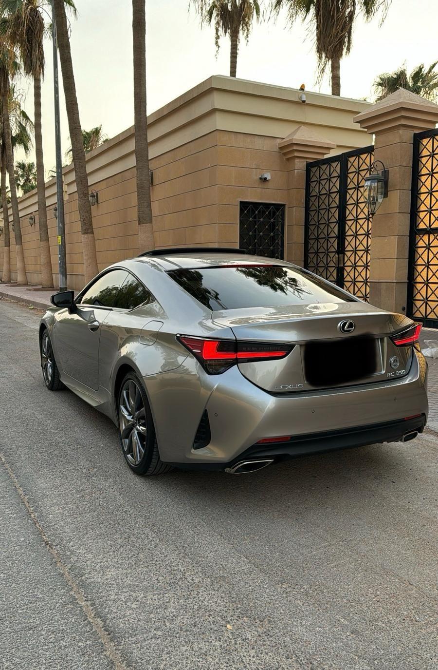 لكزس RC350 f