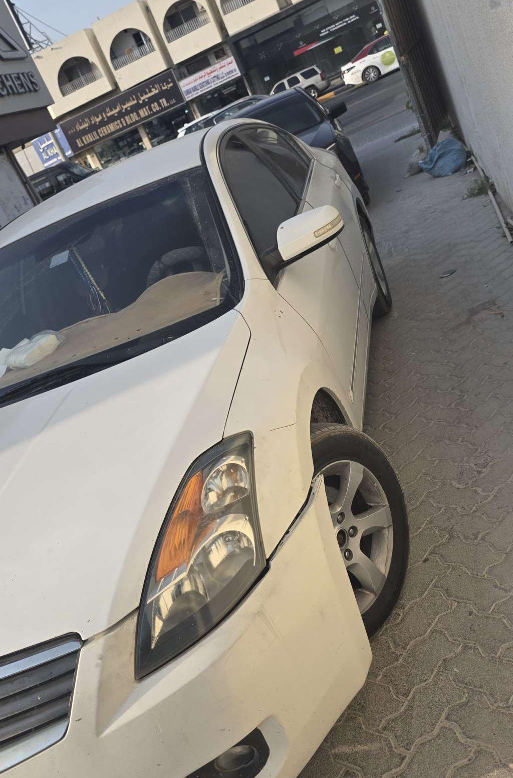 2009 نيسان التيما