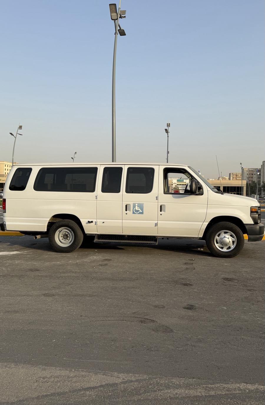 فورد E350 SUPER