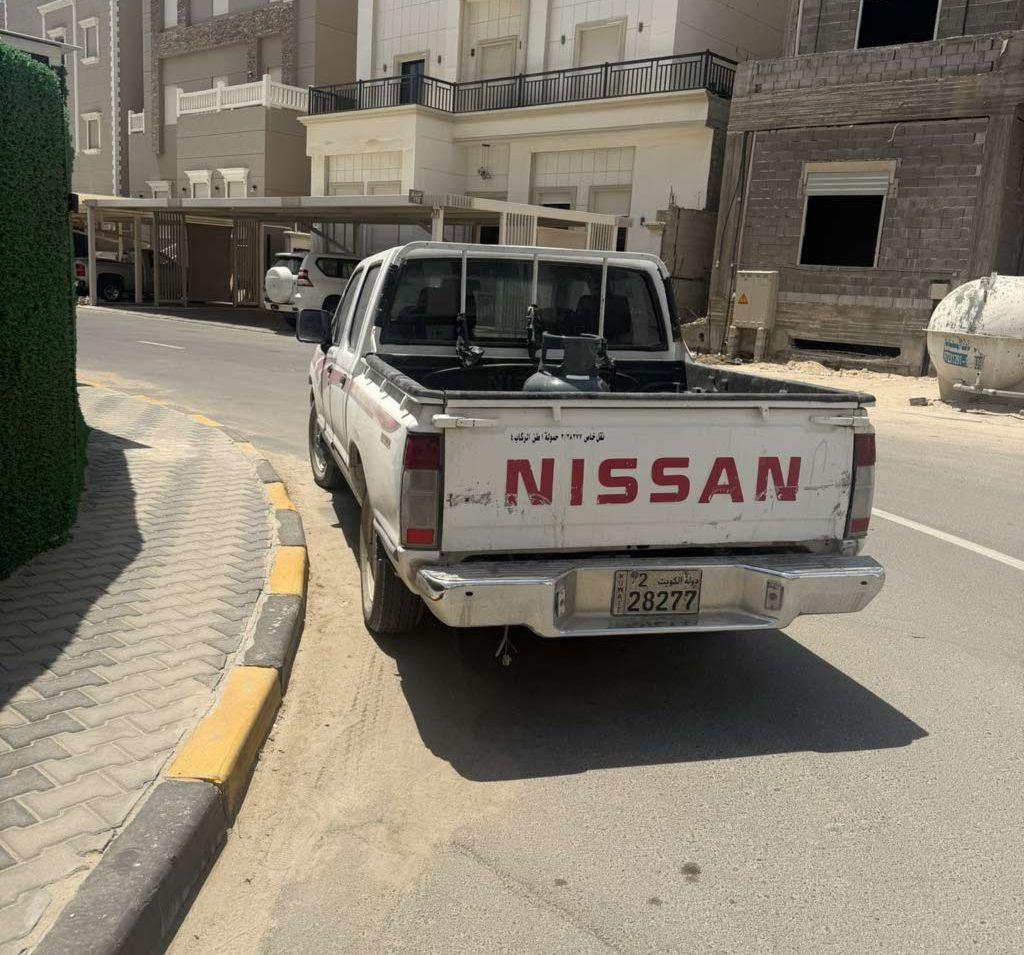 2003 نيسان اخرى